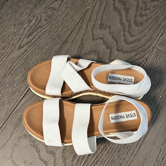 Steve Madden sandals - Picture 2 of 3